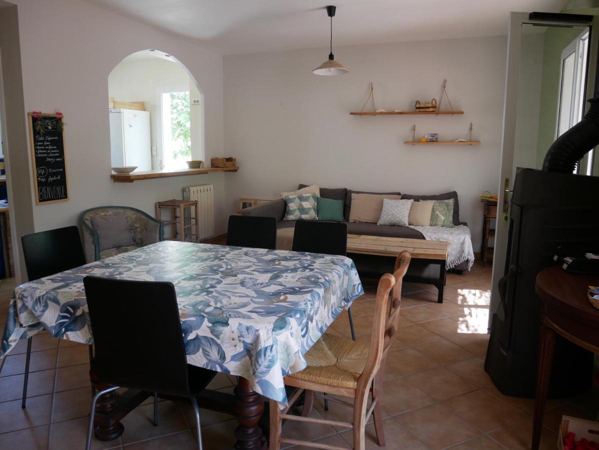 Nature Hostel La Ciotat Luaran gambar