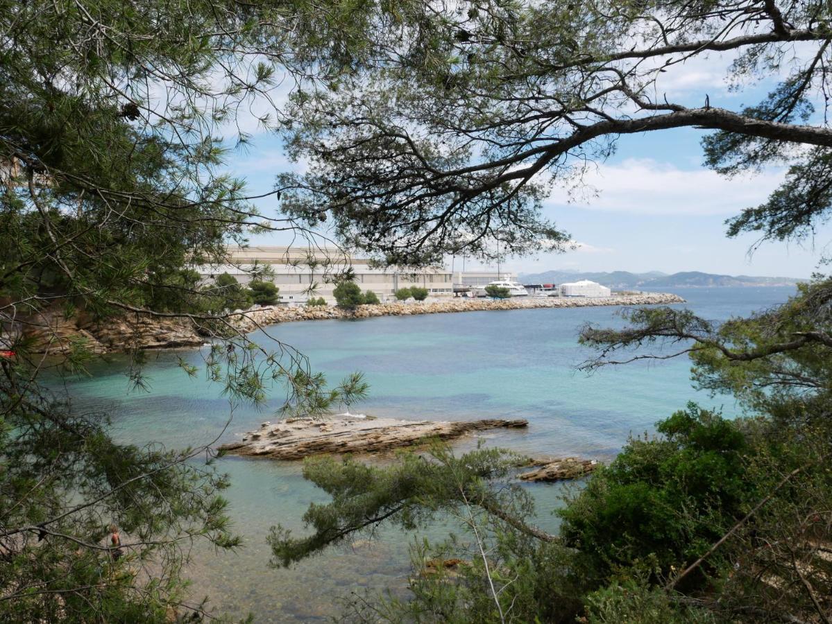 Nature Hostel La Ciotat Luaran gambar