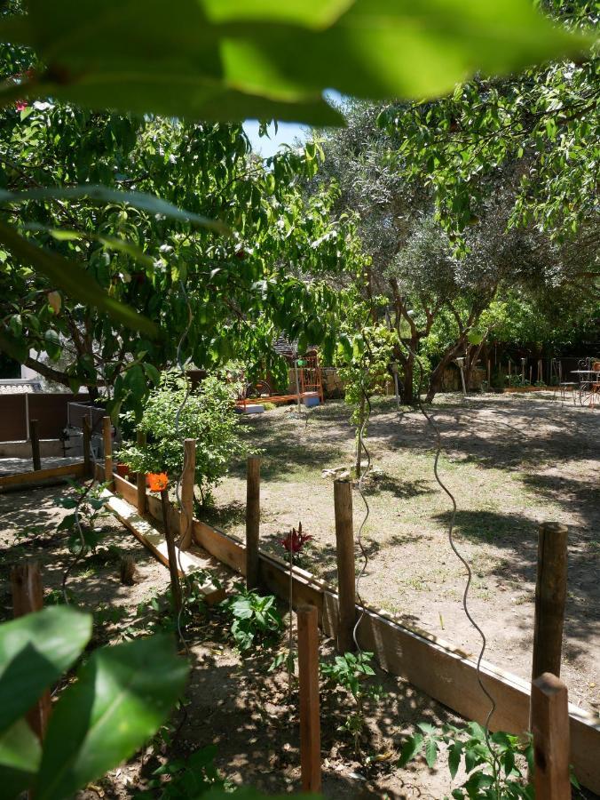 Nature Hostel La Ciotat Luaran gambar
