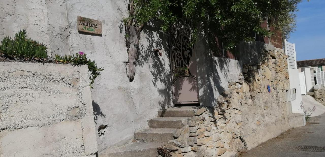 Nature Hostel La Ciotat Luaran gambar