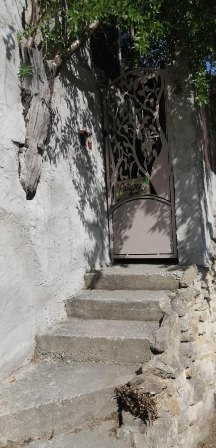 Nature Hostel La Ciotat Luaran gambar